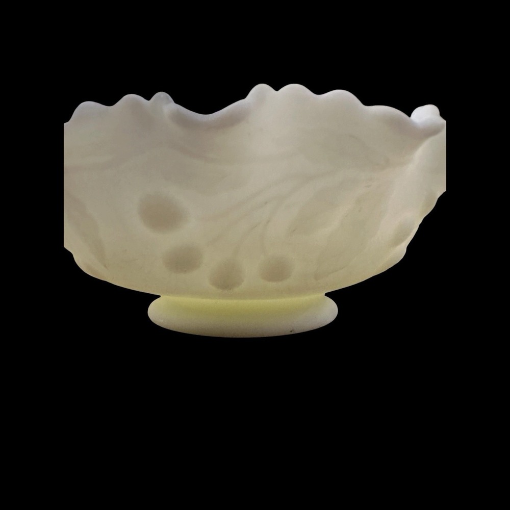 Vintage Imperial Custard Satin Milk Glass Stemmed Rose Ruffled Bowl 8" - Picture 8 of 9
